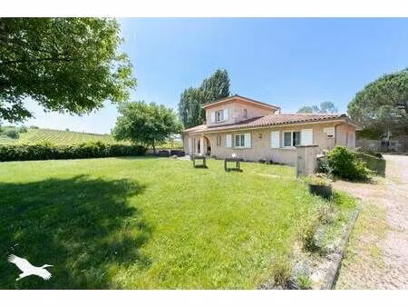 vente maison 7 pièces 170 m² berson (33390)
