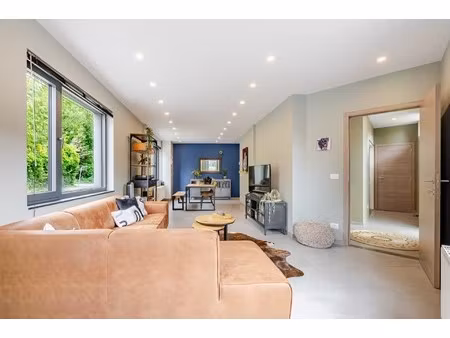 instapklare woning met 3 ruime slaapkamers!