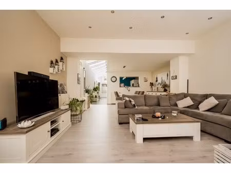 woning met 3 slpk  zonnepanelen en batterij te duffel