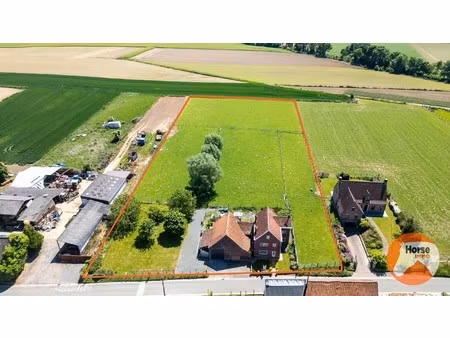 lierde - woning met bijgebouw op 94 are