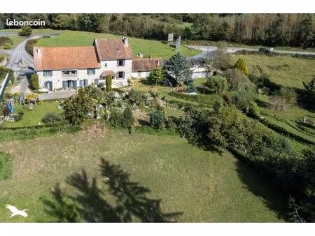 maison 12 pièces 290 m²