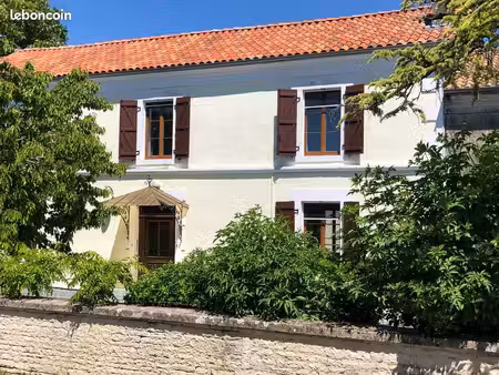 propriété 10 pièces 188 m²