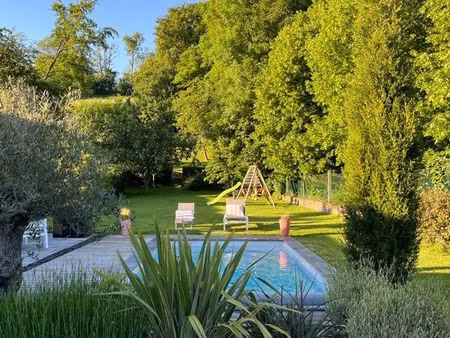 longère avec piscine