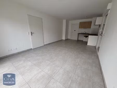 location appartement 2 pièces 45m² st jean d illac 33127