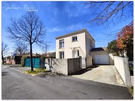 exclusivité - villa contemporaine de 106m² pour 4 pièces avec jardin et garage - valros...