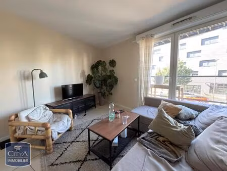 location appartement 4 pièces 83m² bordeaux 33300