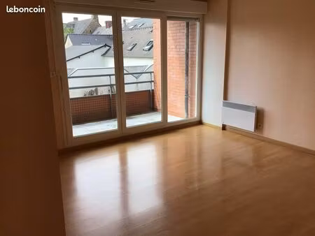 loue à janzé. t3centre appartement t3
