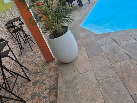 location f4 ( dont espace restauration)