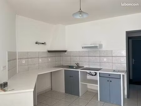 t3 meublé en rdc