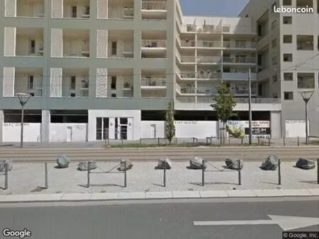 parking/box 15 m² lyon