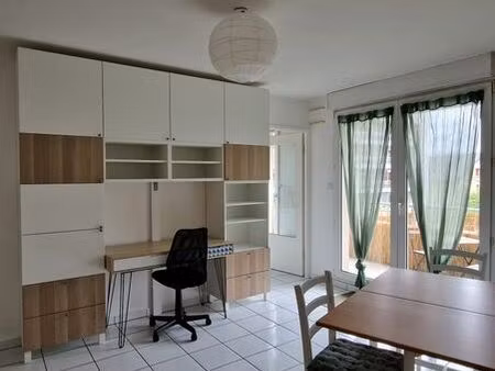 location logement étudiant chambéry studio 25m2