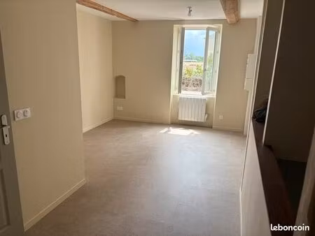 duplex avec cour au calme