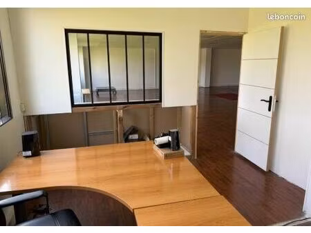 bureaux ou local commercial 250m²