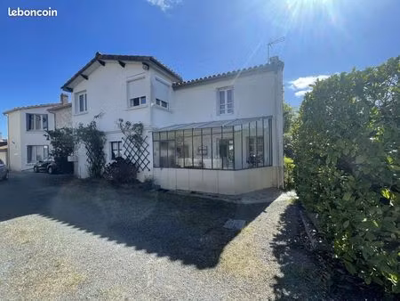 maison 5 pièces 135 m²