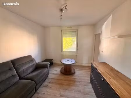 appartement f2 meublé + parking