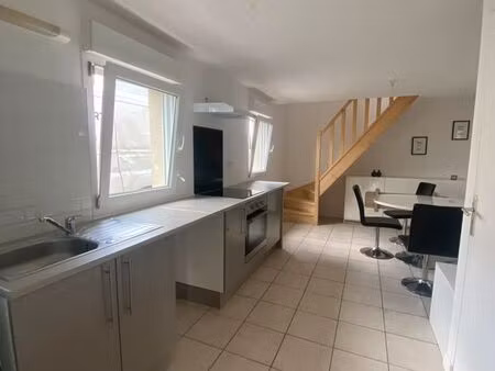 appartement meublé de 39 m² – centre-ville de mazé milon