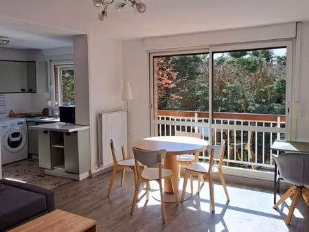 location appartement 2 pièces - 53 m²