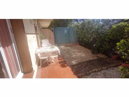 location appartement 2 pièces 43m² six fours les plages 83140