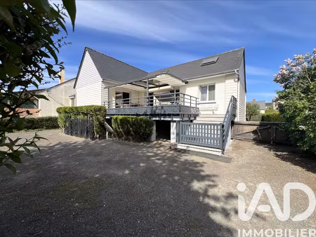 vente maison 7 pièces 140 m² à evron (53600)  230 000 €