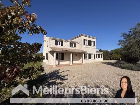 superbe propriété avec gîte  piscine et vue imprenable sur la campagne