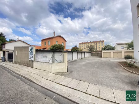 garage a louer valence