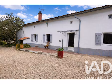 vente maison 7 pièces 300 m² à beaussais (79370)  249 500 €