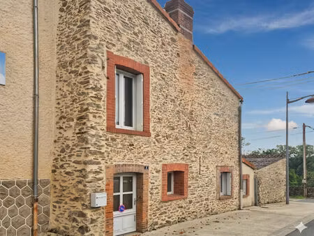 vente maison 3 pièces  55.00m²  montrevault