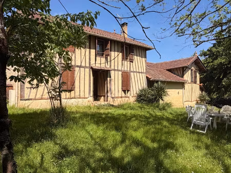 propriété à vendre nogaro 7 pièce(s) 300m2 258 000€