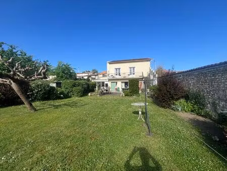 maison saint maixent l ecole 4 pièce(s) 116 m2