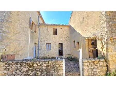 maison de 5 pièces de 107 m² à saint-cernin-de-l'herm