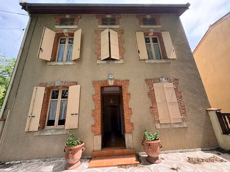vente maison de village 4 pièces  159.45m²  belvèze