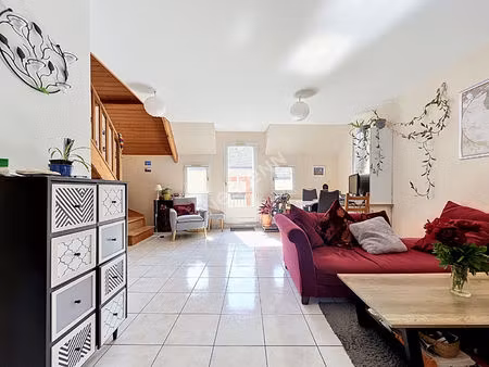 exclusivite / nantes viarme-hauts-pavés : appartement duplex 2 pièce(s) 46 m2 carrez (63m²