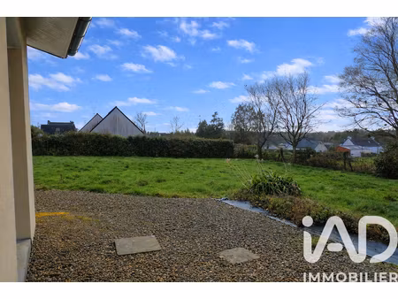 vente maison 7 pièces 168 m² à bourbriac (22390)  272 200 €