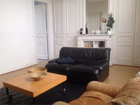 location appartement 3 pièces 83m²
