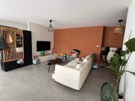 maison de plain-pied 3 chambres brach centre bourg - année 2023