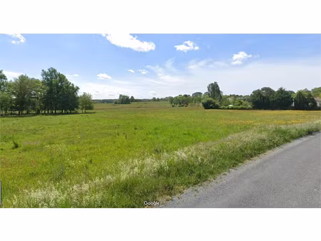 terrain saint seurin sur l isle 815 m2