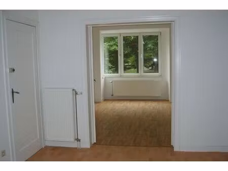 appartement à louer à melpomène  24-a molenbeek-saint-jean (vwd05516)