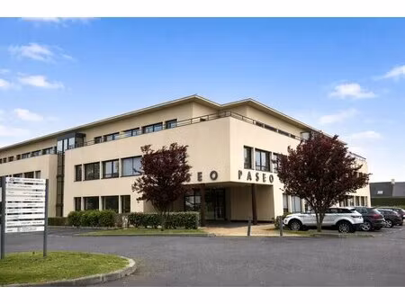 location local professionnel 293m² st contest 14280