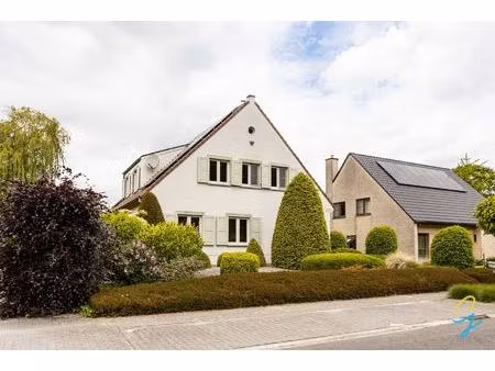 huis te koop in wichelen met 3 slaapkamers