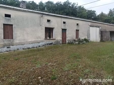 propriété agricole lot et garonne de 47 ha ainsi qu'une maison en pierre de 150 m2 à...