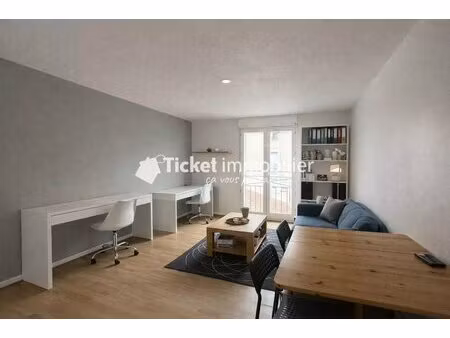 t2 loué 42 m² toulouse avec place de parking en sous sol