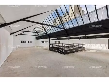 location bureaux 90 m² à 901 m²