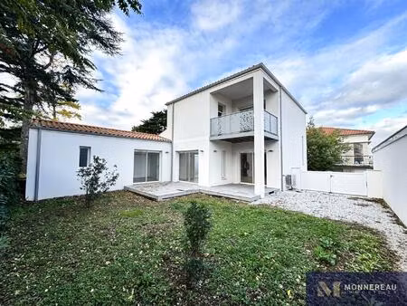 villa neuve proximite plage et commerces