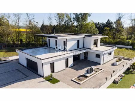 villa de 210m² à cellule