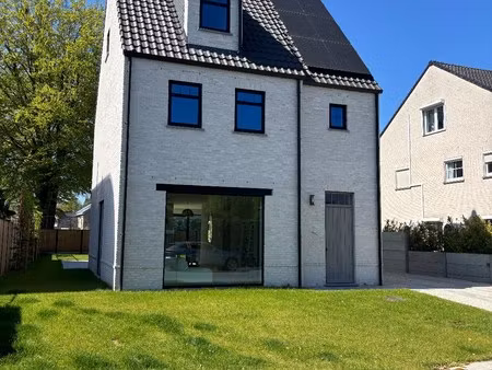 huis te koop in schilde met 4 slaapkamers