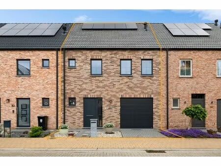 huis te koop in hoevenen met 3 slaapkamers