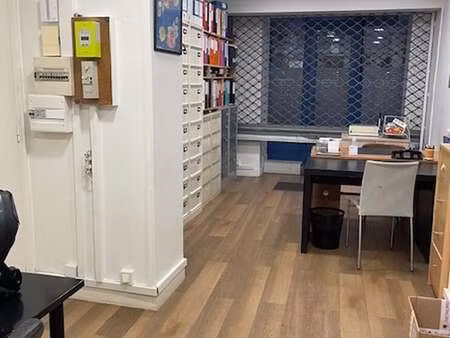 location commerce paris 75014 40m²