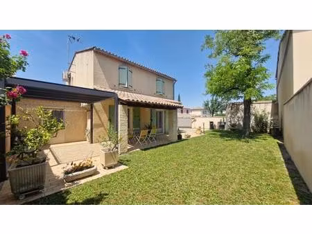 maison à vendre 120 m²  4 chambres  terrain 338 m²  double garage