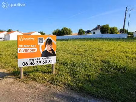 vente terrain à saint-urbain (85230) : à vendre / 562m² saint-urbain