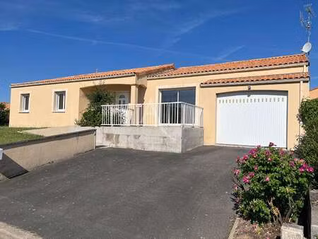 vente maison à treize-vents (85590) : à vendre / 120m² treize-vents
